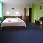Otel Inger Narva
