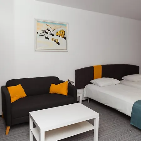 Hotell Inger 3*