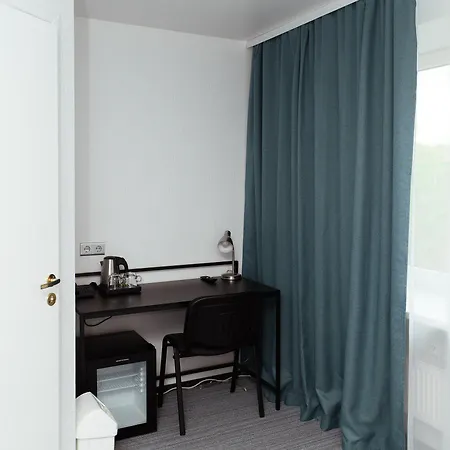 Inger Hotell Narva