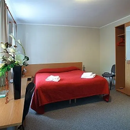 Inger Hotel